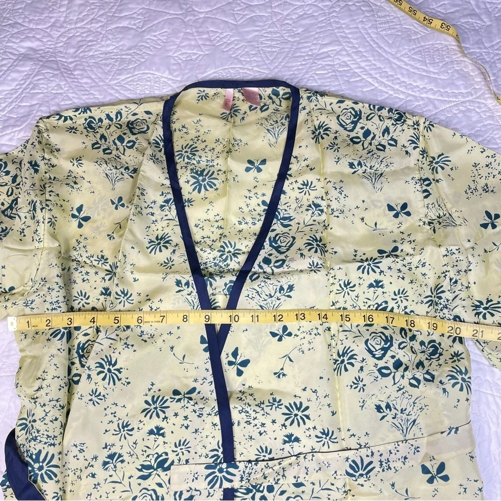 Anthropologie Eloise Silk Kimono Robe Size S/M Yellow and Blue Floral Like New - Picture 10 of 10